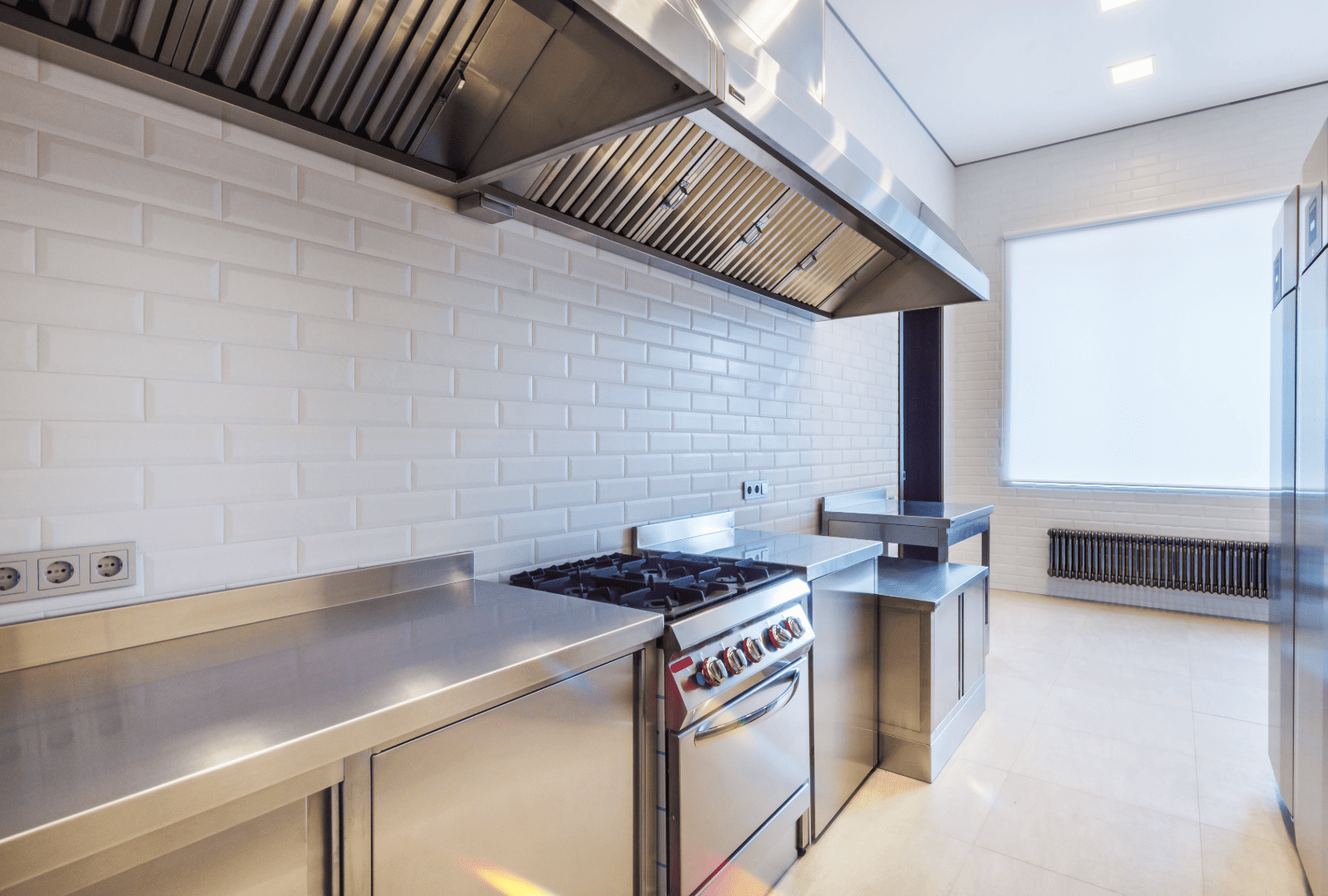 Comment entretenir une hotte professionnelle de cuisine ?